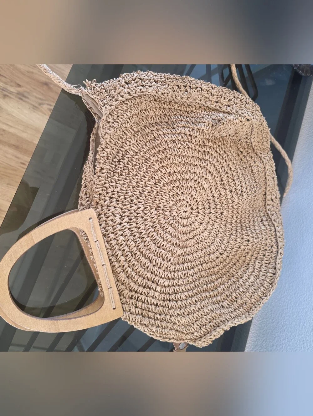 Woven Round Straw Tote Bag in Natural Brown